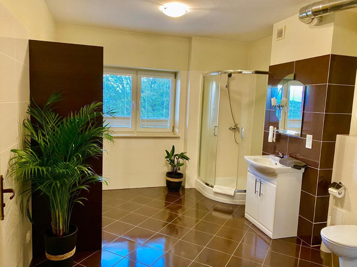 Las Slupski Premium Business Apartament Nr 7 Wifi Netflix Smart Tv50 Two Bedrooms Two Extra Large Double Beds Up To 6 People Full Pleasure Quality Stay (Adults Only) Eksteriør bilde